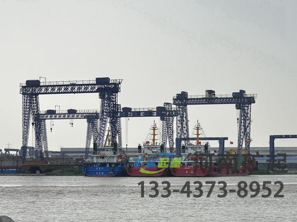 山東營口造船門式起重機(jī)廠家造船門式起重機(jī)多重制動(dòng)