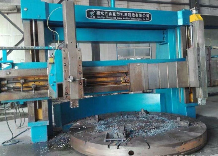 鑄造現(xiàn)場及精密設(shè)備加工展示 (8)