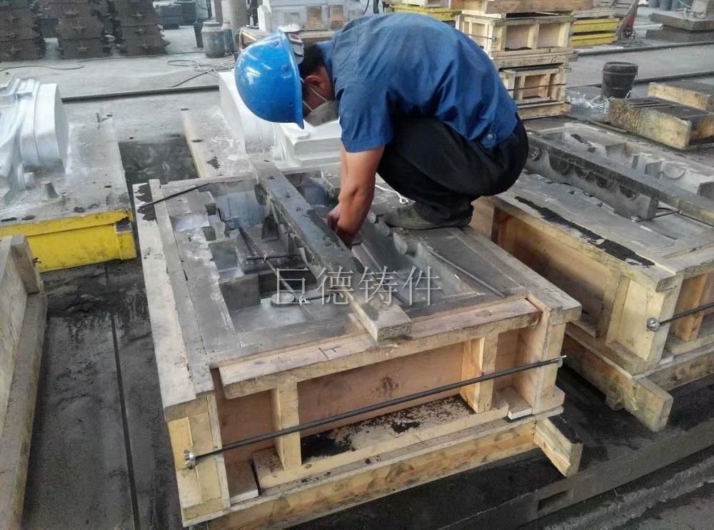 鑄造現(xiàn)場及精密設(shè)備加工展示 (13)